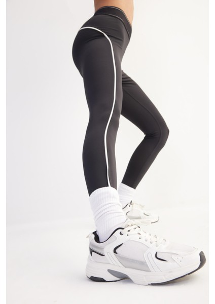 DeFactoFit Beli Saran Sporcu Tayt D7831AX25SP modelleri