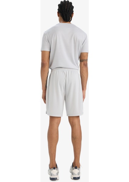 Fit Standart Fit Çabuk Kuruyan Nefes Alabilen Kumaş Sporcu Kısa Paça Şort E9753AX25AU