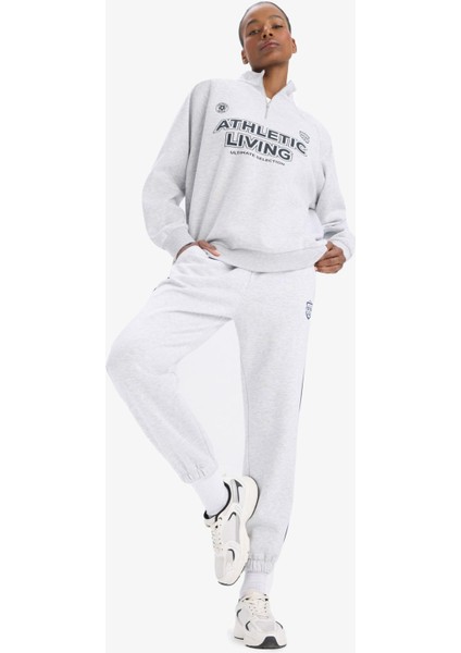 Fit Standart Fit Baskılı Jogger Paça Standart Boy Sporcu Eşofman Altı D8100AX25SP fırsatları