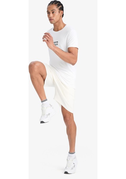 Fit Standart Fit Modal Kumaş Sporcu Kısa Paça Şort D9311AX25SP fırsatları