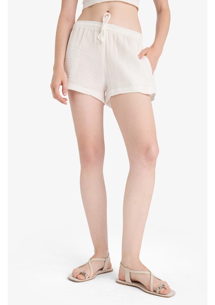 A Kesim Normal Bel Kısa Paça Müslin Şort F2868AX25SM fırsatları