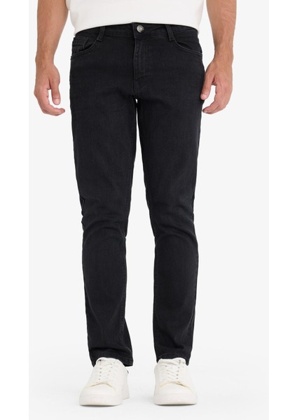 Pedro Slim Fit Dar Kalıp Normal Bel Dar Paça Jean Pantolon R8788AZ25AU fırsatları