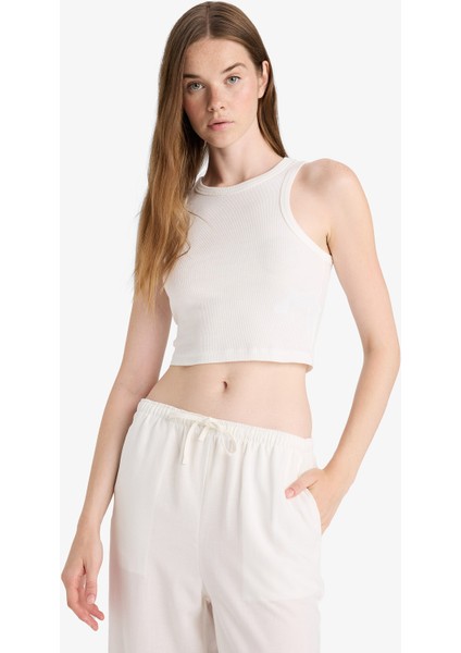 Afra x DeFacto Fitted Halter Yaka Fitilli Kaşkorse Atlet U0357AZ25SM modelleri