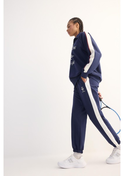 Fit Standart Fit Sporcu Jogger İnce Eşofman Altı Beli Bağcıklı Cepli Baskılı D7138AX25SP