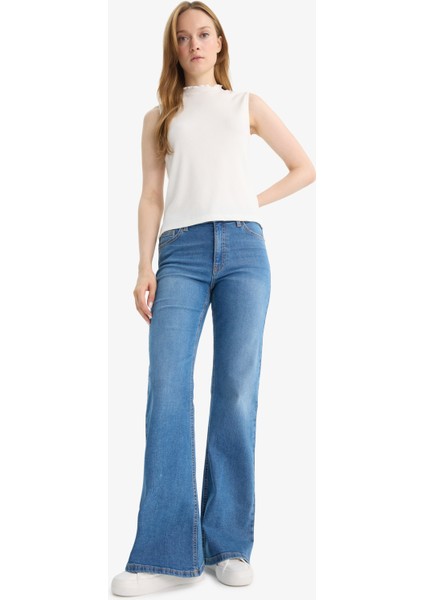 Mia Flare Fit Normal Bel İspanyol Paça Uzun Jean Pantolon E9166AX25AU fiyatları