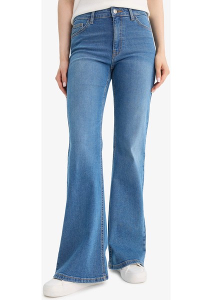 Mia Flare Fit Normal Bel İspanyol Paça Uzun Jean Pantolon E9166AX25AU modelleri