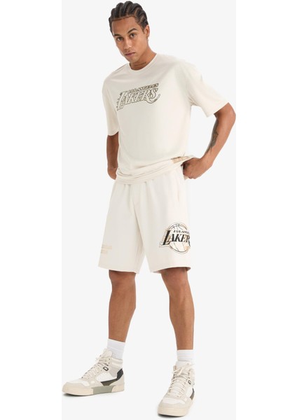 Fit NBA Los Angeles Lakers Standart Fit Kısa Paça Şort E0368AX25SP fırsatları