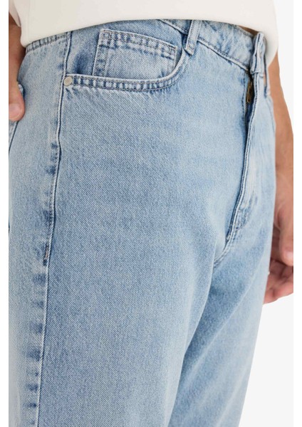 %100 Pamuk 90's Slim Fit Dar Kalıp Yüksek Bel Dar Paça Jean Yıkamalı Pantolon E1371AX25AU indirimleri