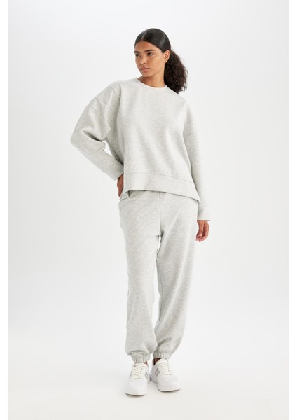 Fit Oversize Geniş Kalıp İnce Sporcu Eşofman Altı Çift Cepli Jogger Paça Standart Boy Skuba Dalgıç Kumaş Z6694AZ24AU fırsatları
