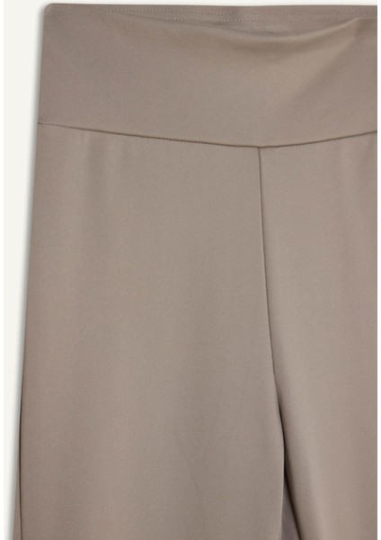 Fit Flare Fit Sporcu İnce Eşofman Altı İspanyol Paça Standart Boy Basic Düz B3988AX24AU