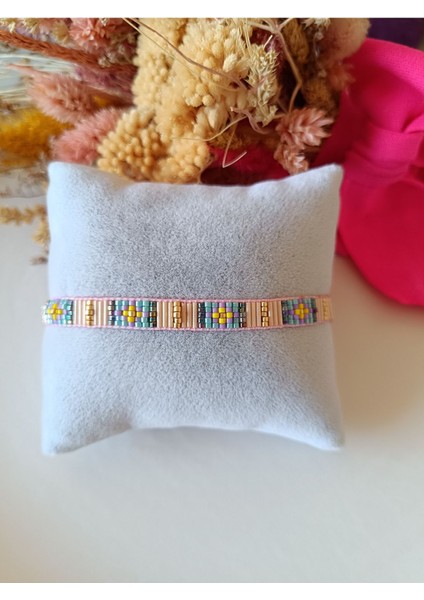 Çok Renkli Miyuki Bileklik, Şık ve Renkli Takı Seçeneği