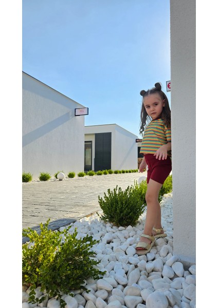 Çizgili T-Shirt ve Bisikletçi Tayt