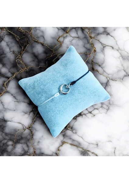 Siyah Beyaz Makrome Bileklik, Şık ve Zarif Takı Tasarımı