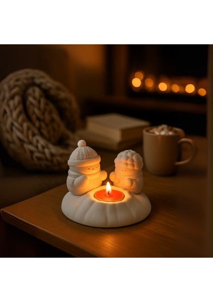 Ateş Başında Isınan Kardan Adam Mumluk Seti – El Yapımı Yılbaşı Dekoru