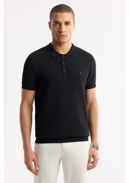 Erkek Siyah Regular Fit Polo Yaka Dokulu Triko T-shirt B005120