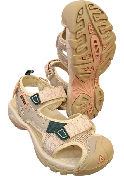 740093B-3 Kadın Sandalet fırsatları