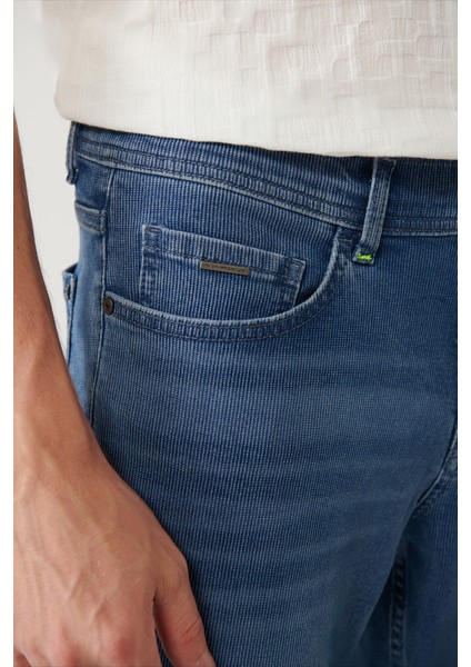 Erkek İndigo Eskitme Yıkamalı Fitilli Esnek Berlin Slim Fit Jean Pantolon A41Y3508