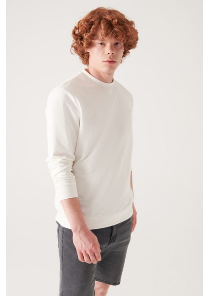 Erkek Ekru Sweatshirt Bisiklet Yaka Pamuklu 2 Iplik Şardonsuz Esnek Comfort Fit E001200