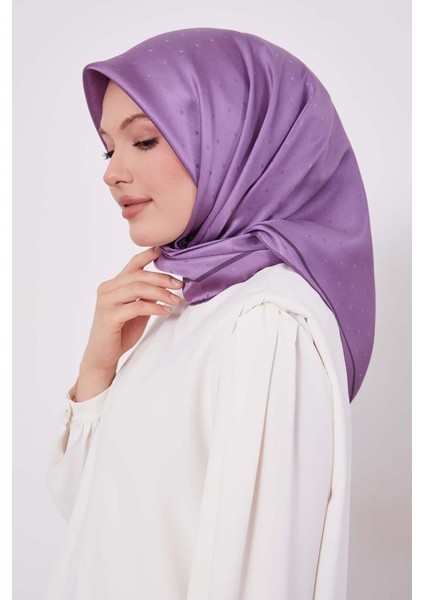 Mor Benek Desen Monogram Ipek Eşarp