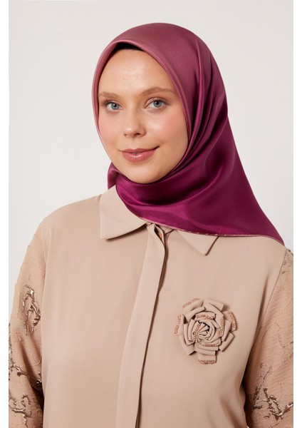 Gül Kurusu Geçişli Twill Ipek Eşarp fırsatları