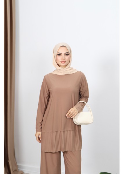 Tuniği Piliseli Pantolonlu Takım fırsatları