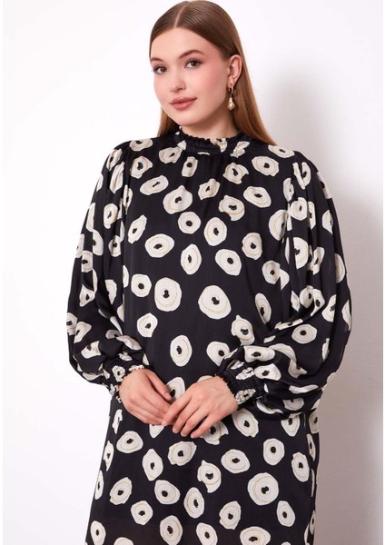 Siyah Yuvarlak Desenli Tunik