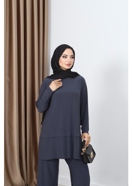 Tuniği Piliseli Pantolonlu Takım fırsatları