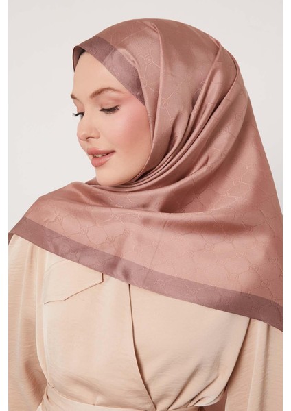 K.gül Petek Desen Monogram Ipek Şal