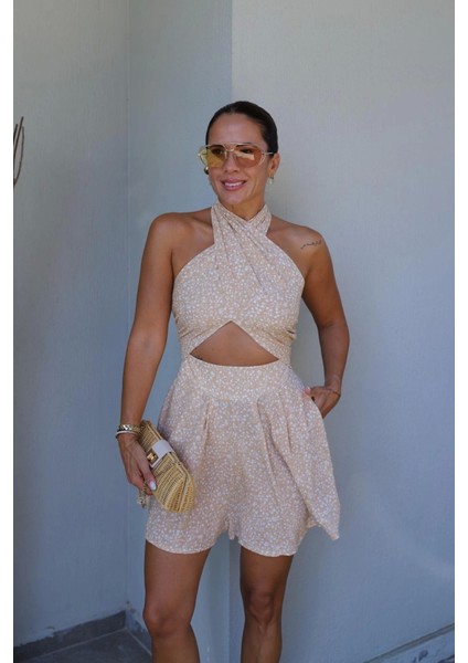 Latte Boyun Çapraz Detay Tulum