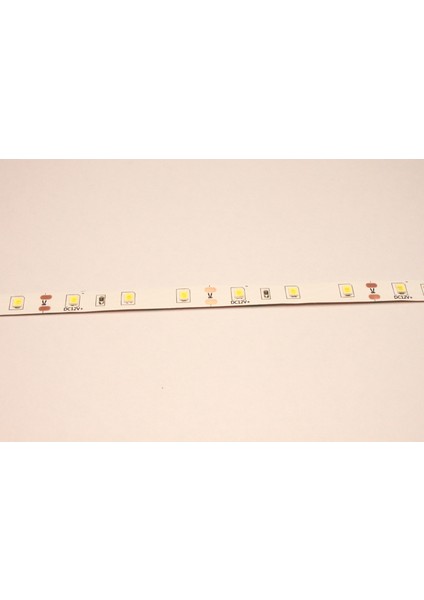 12V Smd 2835 Çip Iç Mekan Metrede 60 LED 4.8W Beyaz Şerit LED modelleri