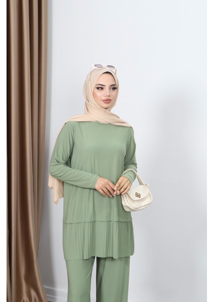 Tuniği Piliseli Pantolonlu Takım modelleri