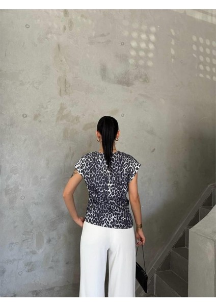 Leopar Desen Yandan Bağlama Detaylı Bluz - Gri modelleri