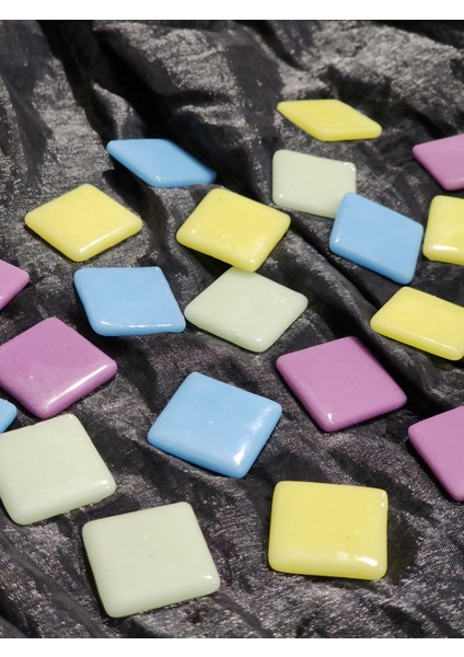 (2.5 Kg) 500 Adet Renkli Cam Mozaik Taşı Akvaryum Taşı Hobi Taşı Mozaik Taş