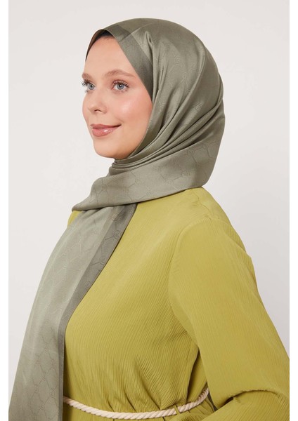 A.haki Petek Desen Monogram Ipek Şal