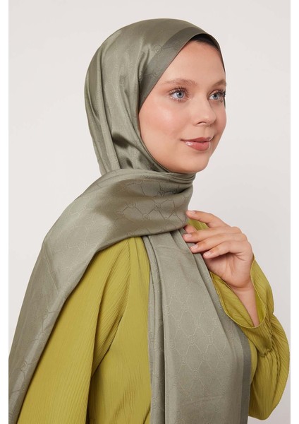 A.haki Petek Desen Monogram Ipek Şal modelleri