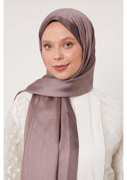 Leylak Petek Desen Monogram Ipek Şal modelleri