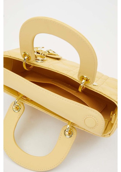 Sarı Zincir Askı Aksesuarlı El Çantası modelleri