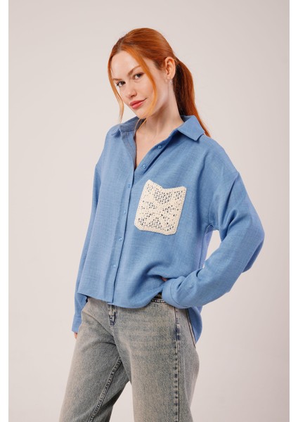 Etnik Cep Detaylı Mavi Gömlek