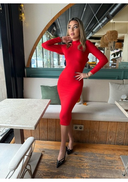 Kadın Yarım Balıkçı Yaka Süet Kumaş Fırsat Ürün Midi Boy Elbise modelleri