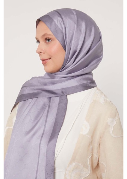 Gümüş Şerit Detay Monogram Ipek Şal fiyatları