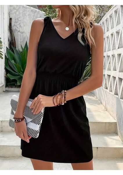 Kadın V Yakalı Belinde Gipe Detay Krep Elbise fiyatları