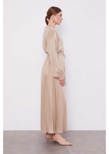 Krem Çiçek Taş Detaylı Cupra Elbise fiyatları