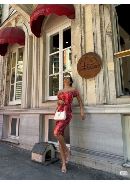 Kadın Madonna Yaka Dalga Desen Midi Boy Şifon Elbise modelleri