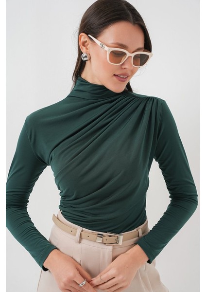925 Büzgü Detaylı Sandy Bluz - Zümrüt Yeşili fırsatları