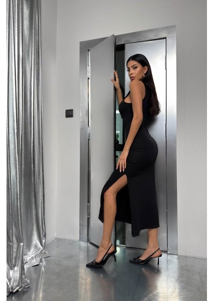 Yüzücü Yaka Spor Elbise