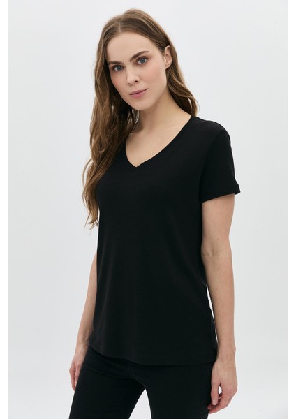Basic Modal V Yaka T-Shirt fiyatları
