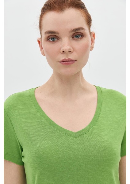 Basic Modal V Yaka T-Shirt modelleri