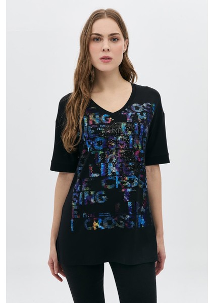 Payet Garnili Baskılı Yırtmaç Detaylı T-Shirt fiyatları
