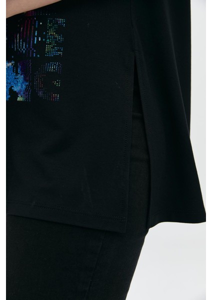 Payet Garnili Baskılı Yırtmaç Detaylı T-Shirt fırsatları