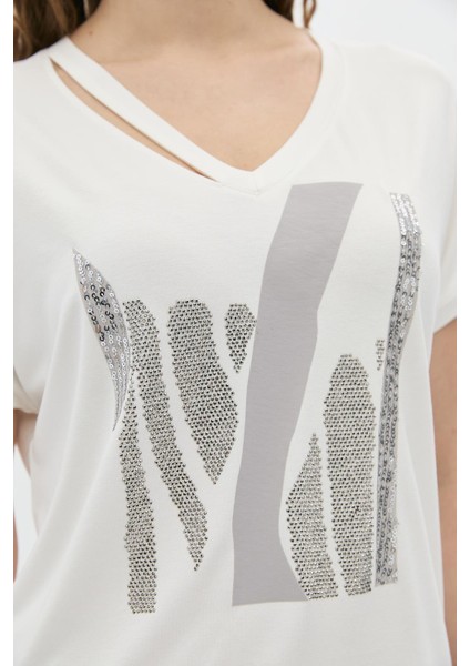 Yaka Detaylı Bsn'li Taşlı T-Shirt modelleri